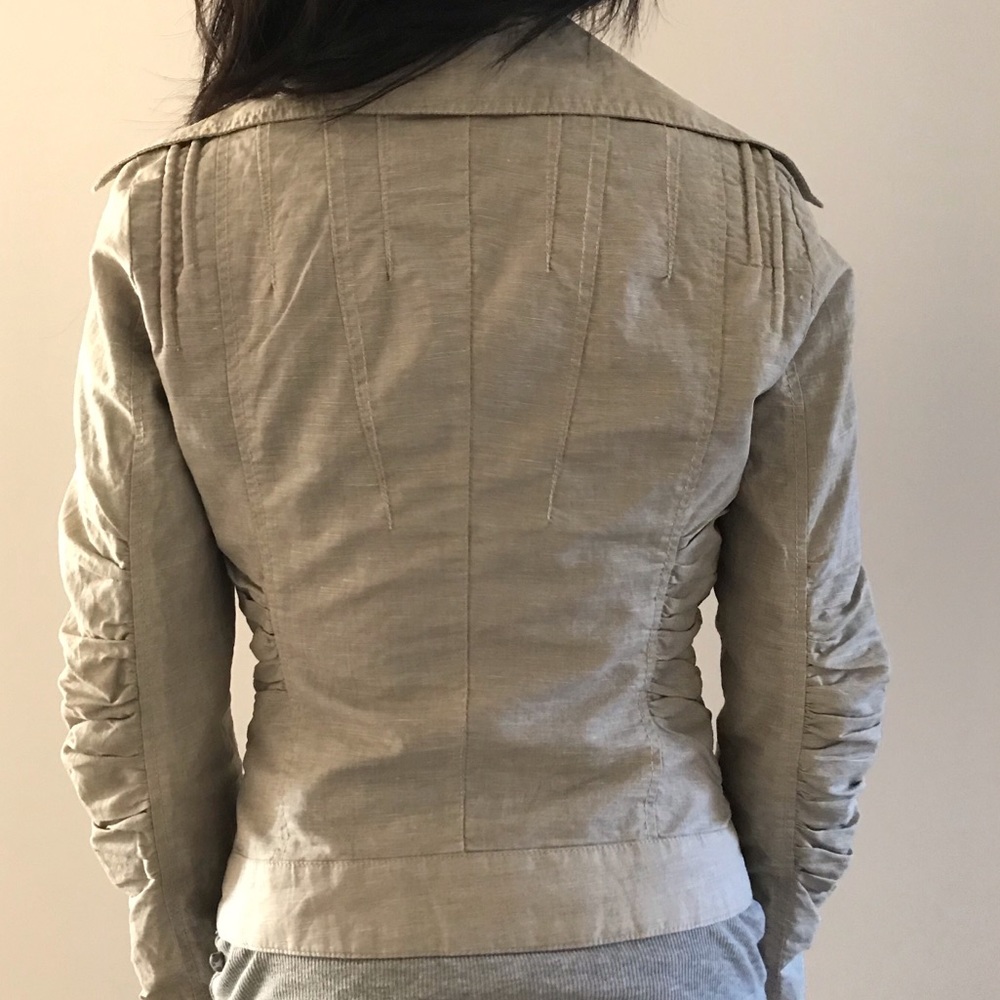 ❌Sold❌🍂 Parasuco Women’s Gray Jacket 🍂 - Picture 3 of 7